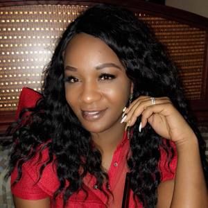 Meet your Posher, Candis